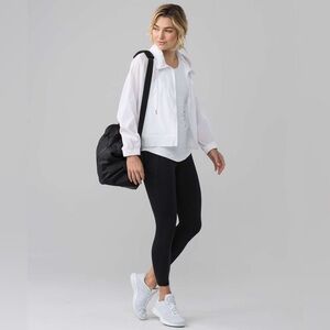 Lululemon Final Lap Crop *23" Black Size 4